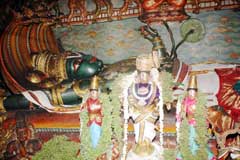 vadapathrasayee temple